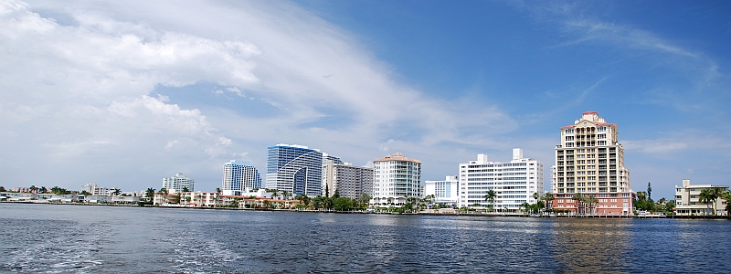 Fort Lauderdale, in navigazione lungo l'intracoastal channel