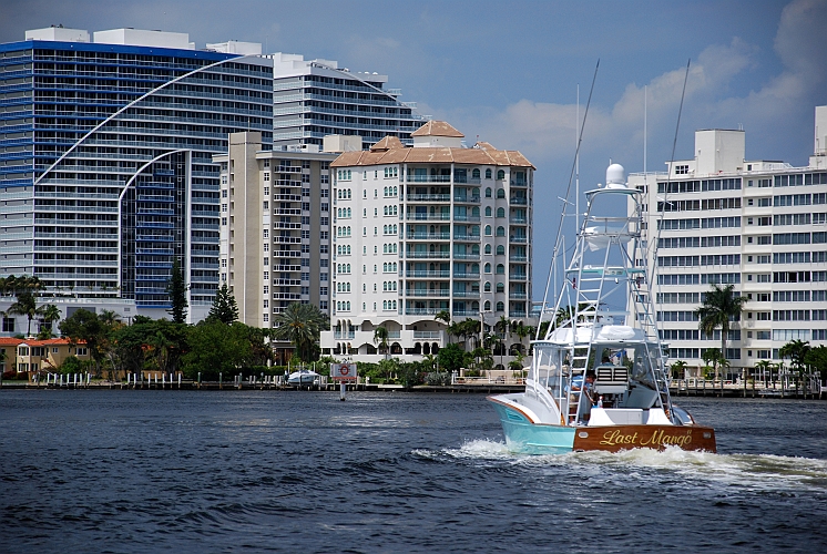 Fort Lauderdale, in navigazione lungo l'intracoastal channel